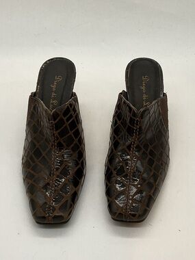 Croc-Effect Brown Slip-On Mules